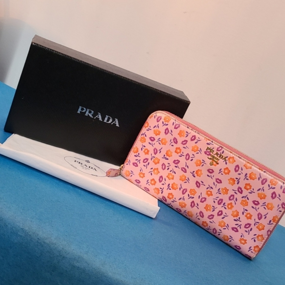 AUTHENTIC PRADA FLORAL LONG WALLET EUC
